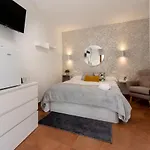 Vizcainos Away Vendégház 4*