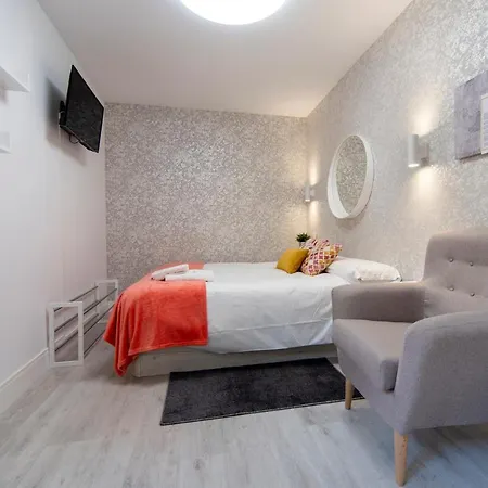 Vizcainos Away 4* Segovia