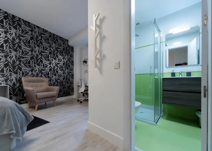 Vizcainos Away 4* Сеговия